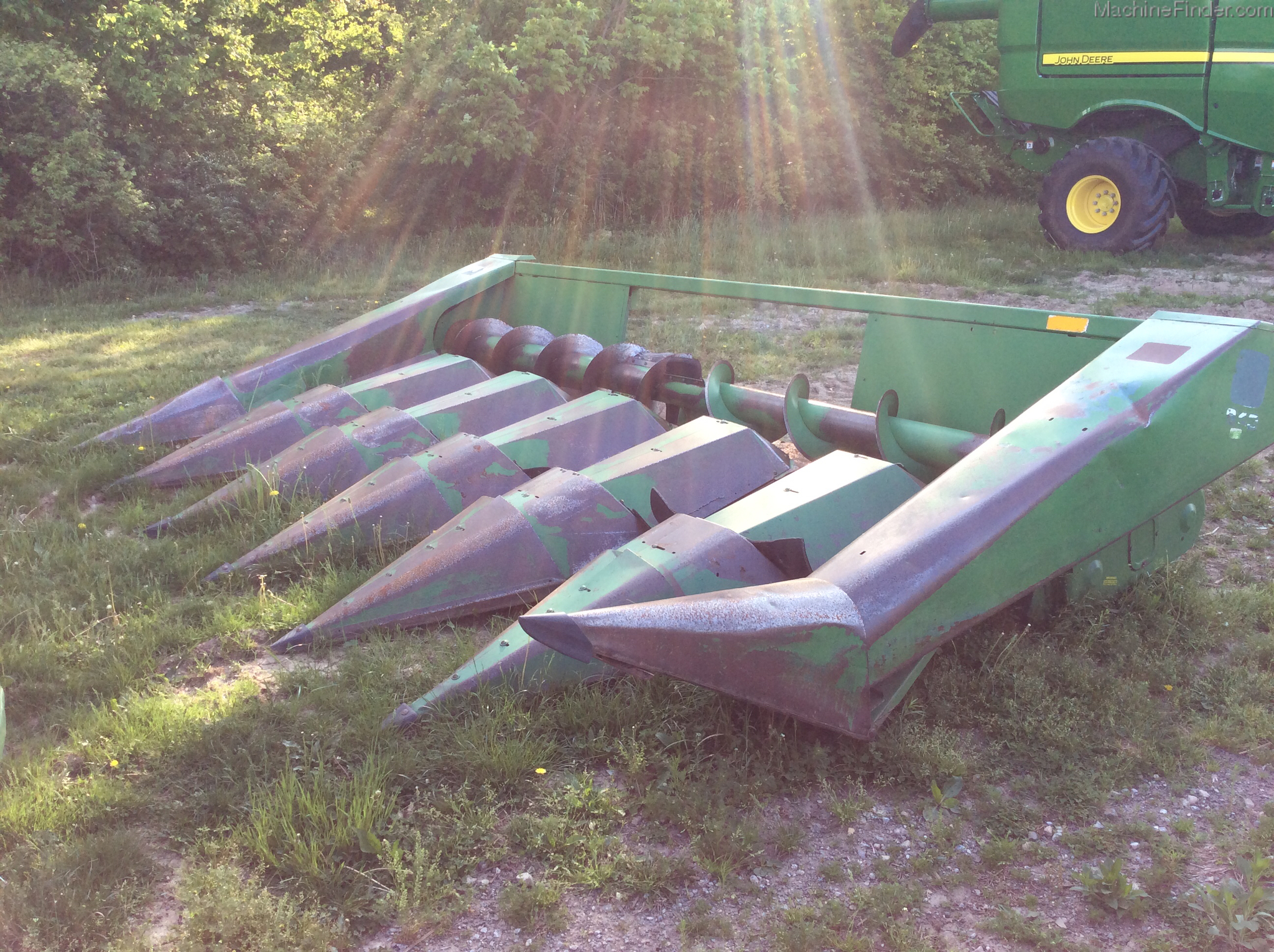 John Deere 643 Image 1