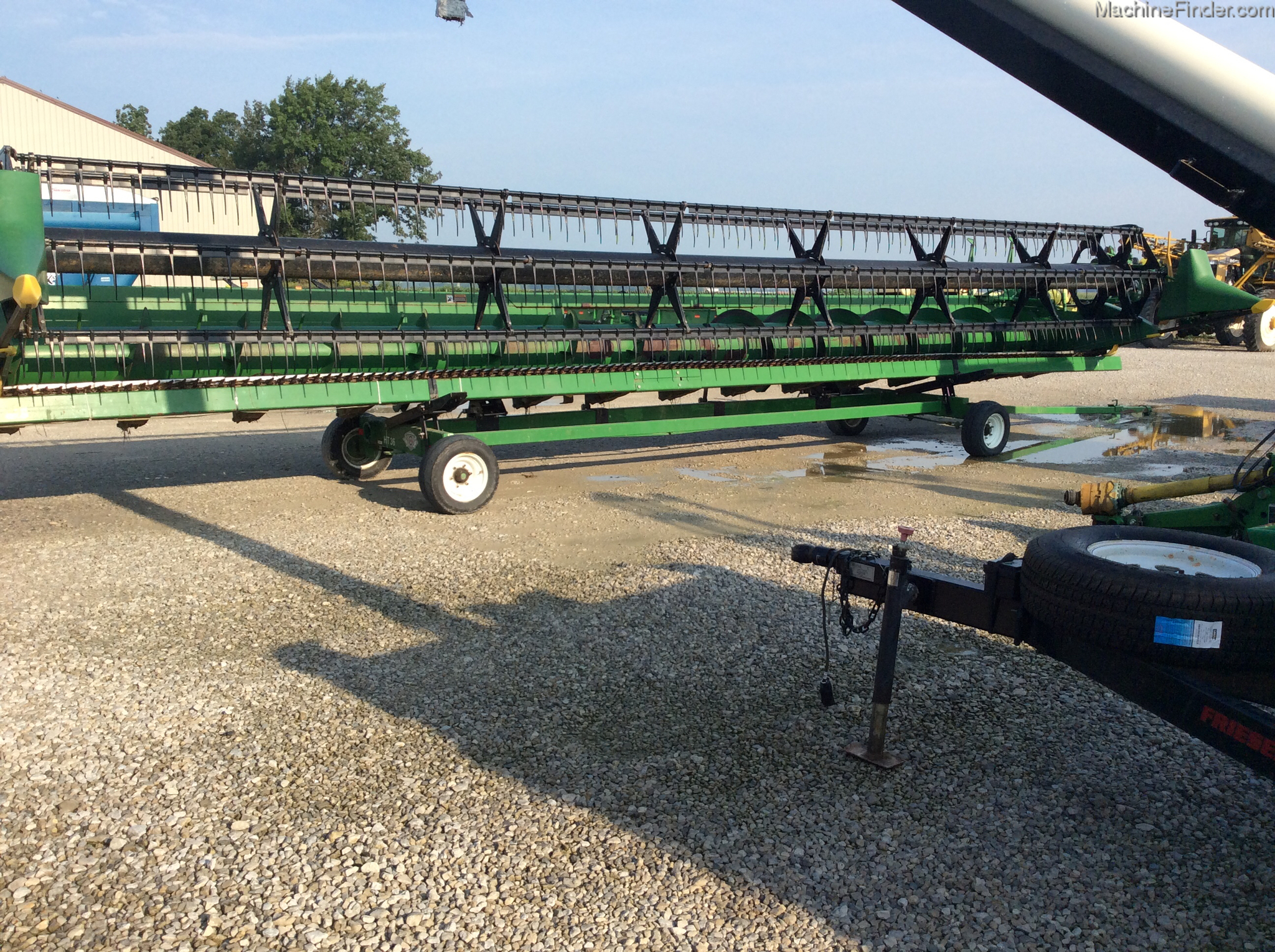 2004 John Deere 635F Image 8