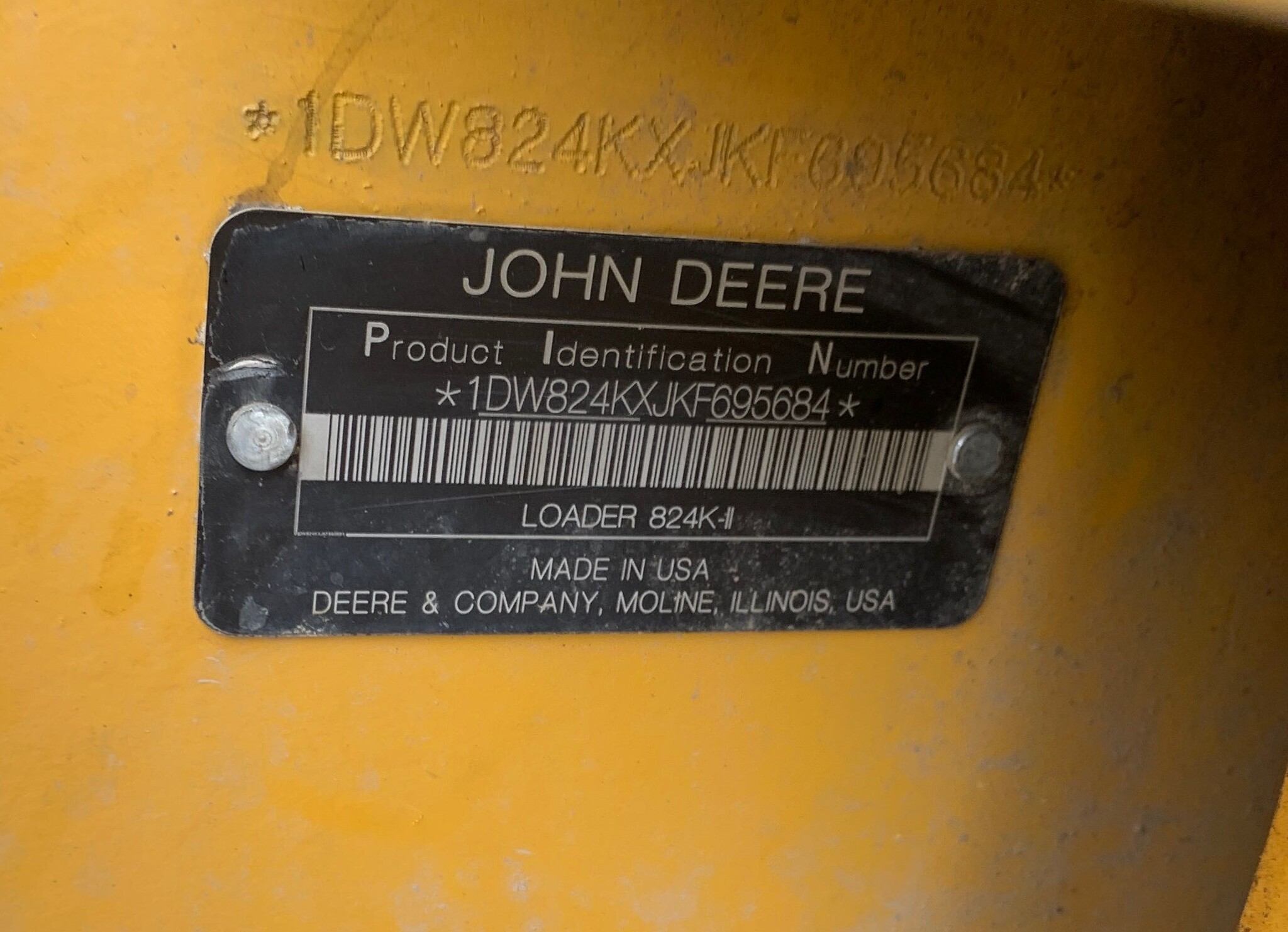 2019 John Deere 824K Image 6