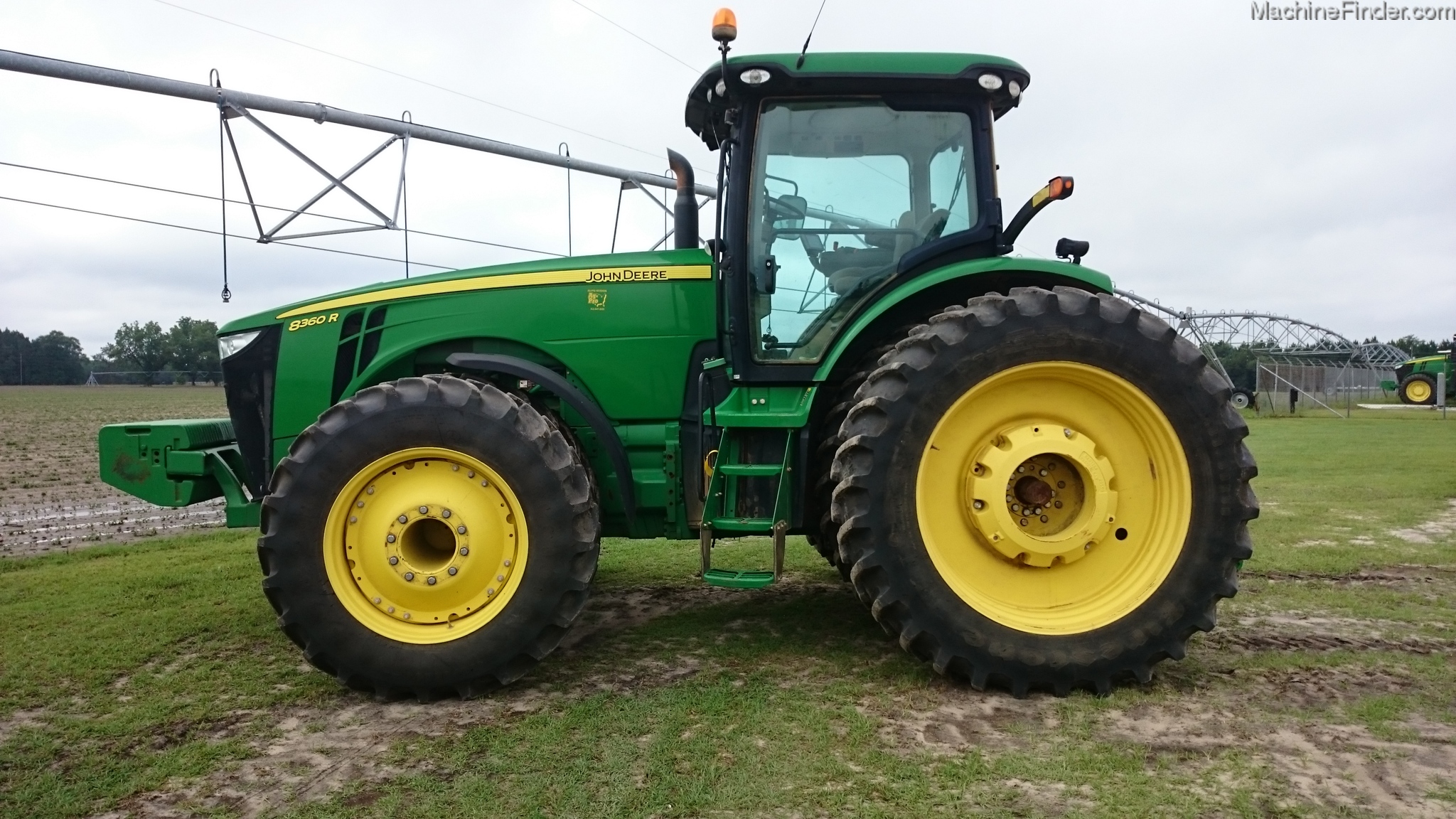 2012 John Deere 8360R Image 2