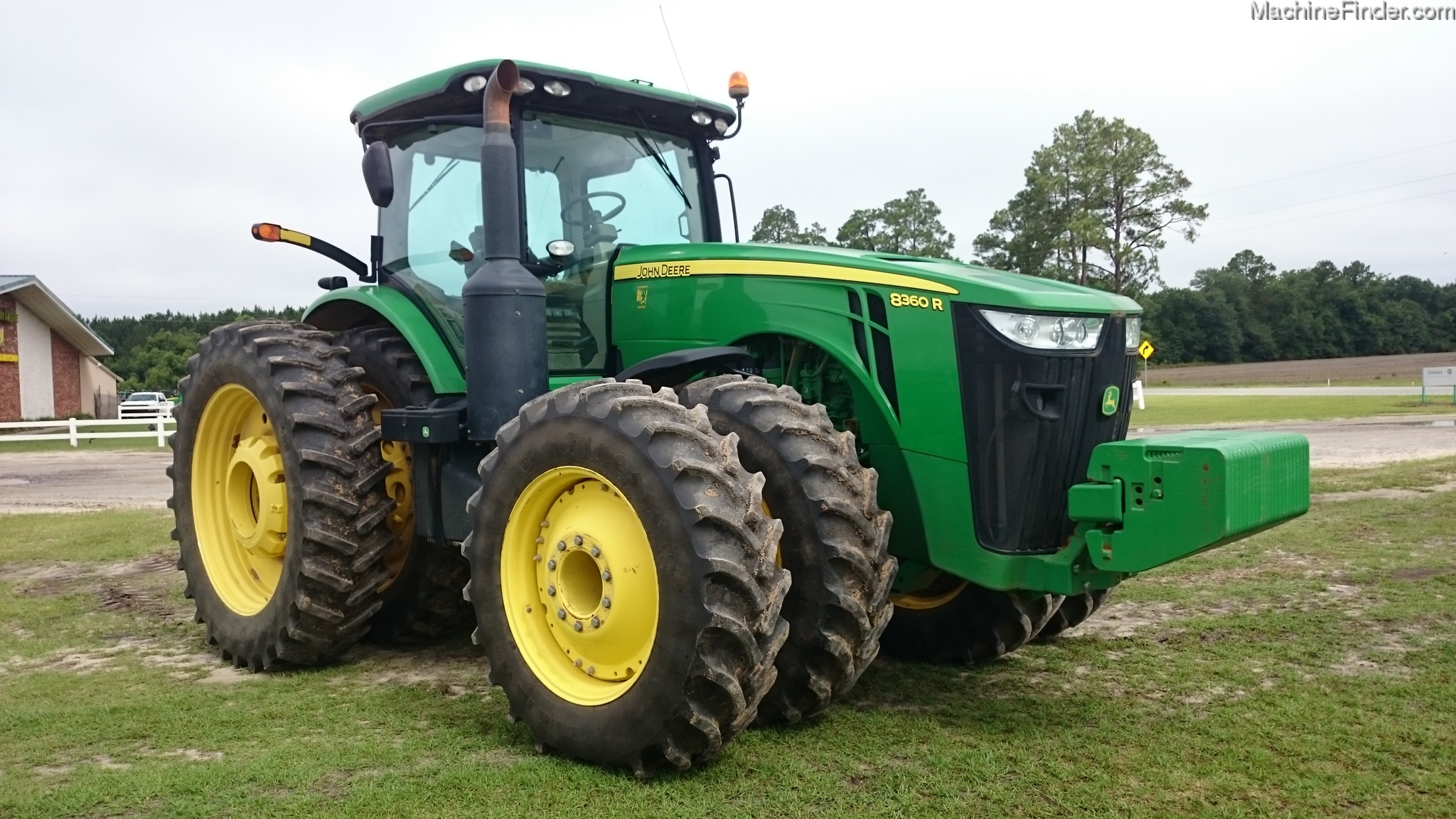 2012 John Deere 8360R Image 4