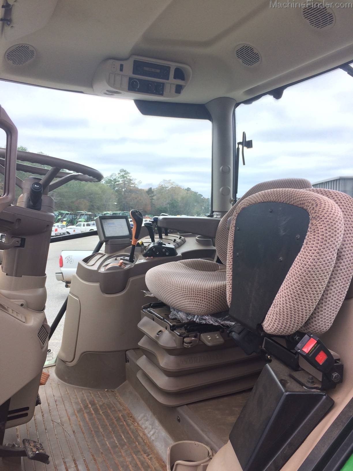 2013 John Deere 6125R Image 7