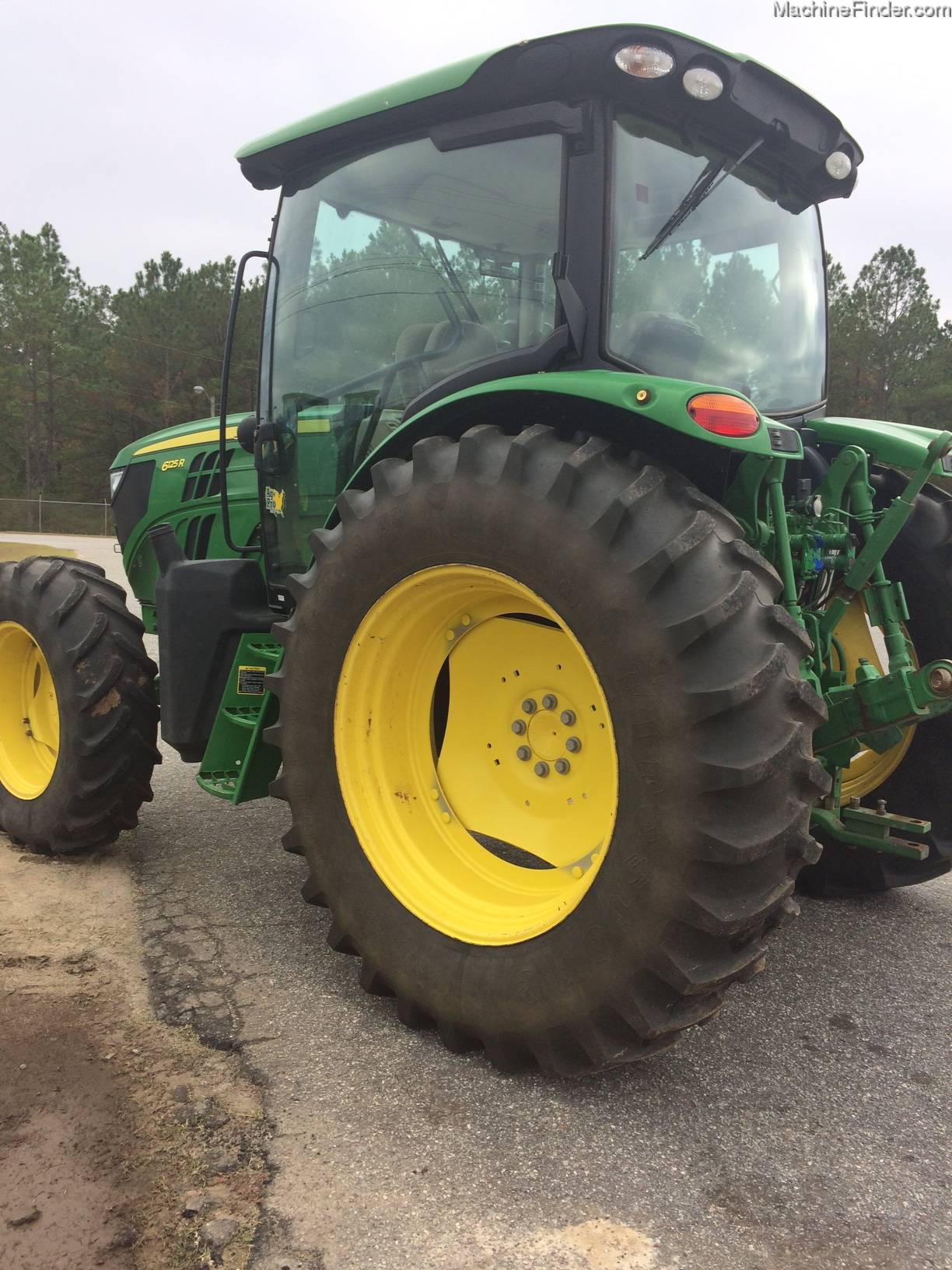 2013 John Deere 6125R Image 8