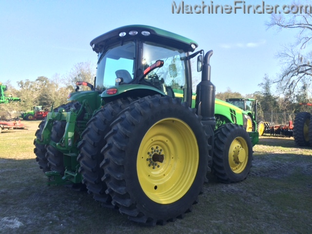 2015 John Deere 8295R Image 4