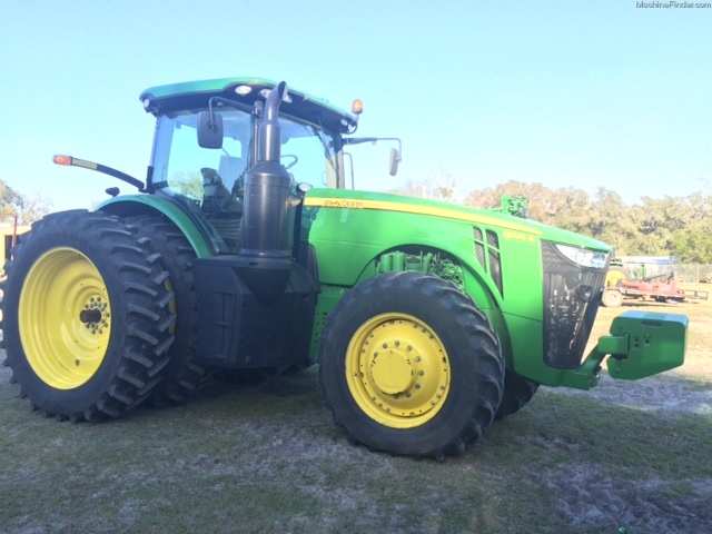 2015 John Deere 8295R Image 5