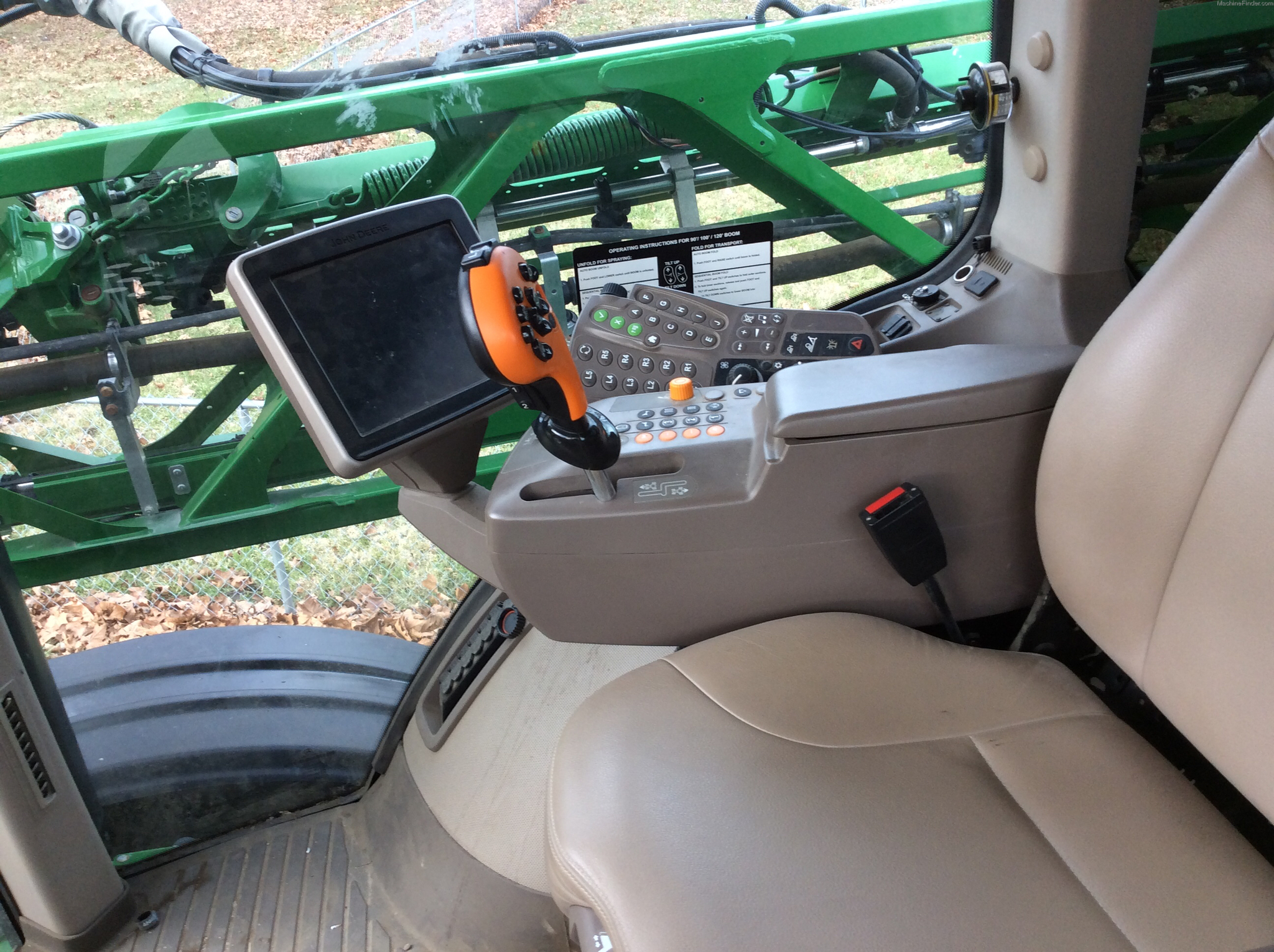 2016 John Deere R4030 Image 8