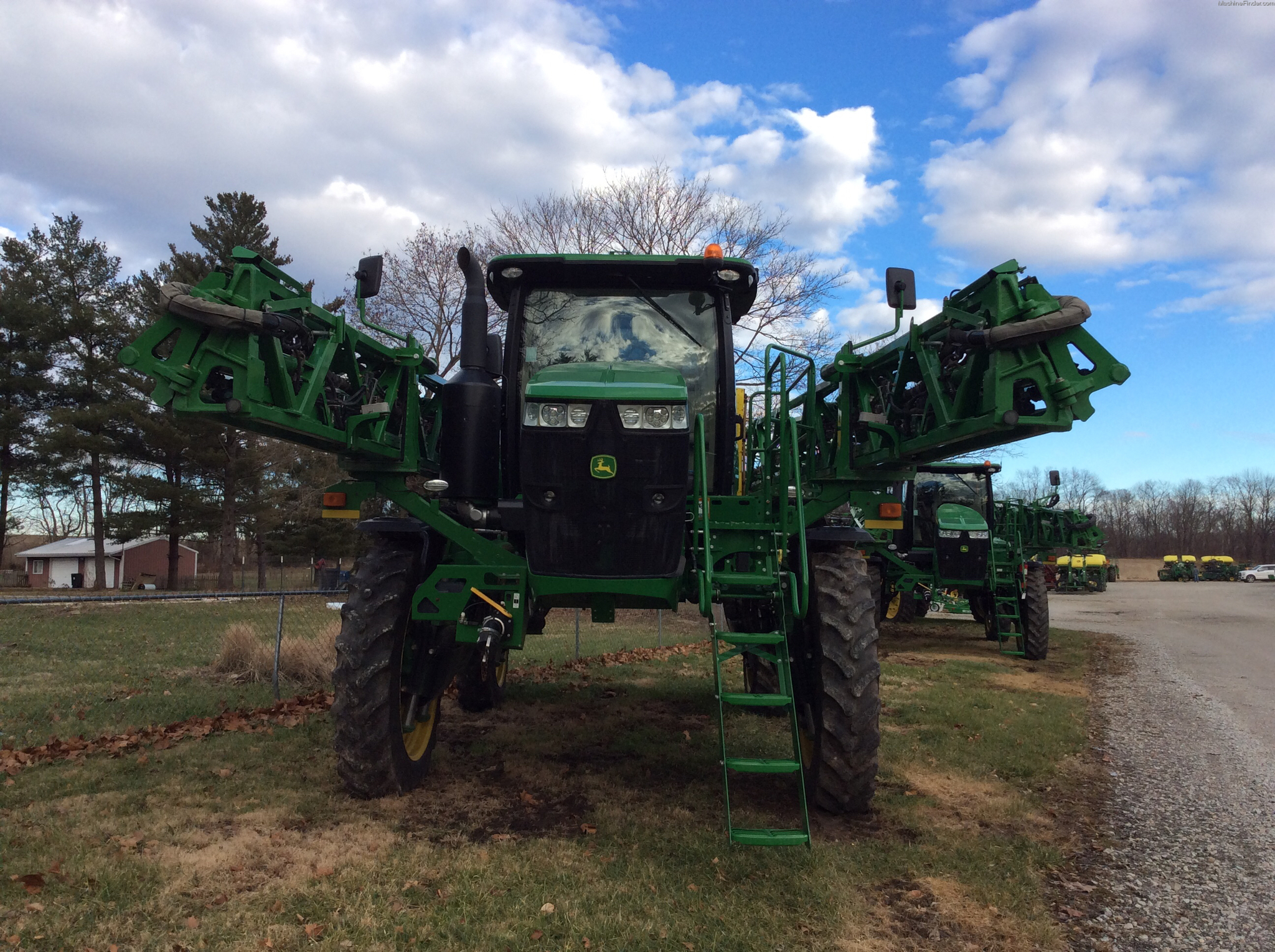 2016 John Deere R4030 Image 2
