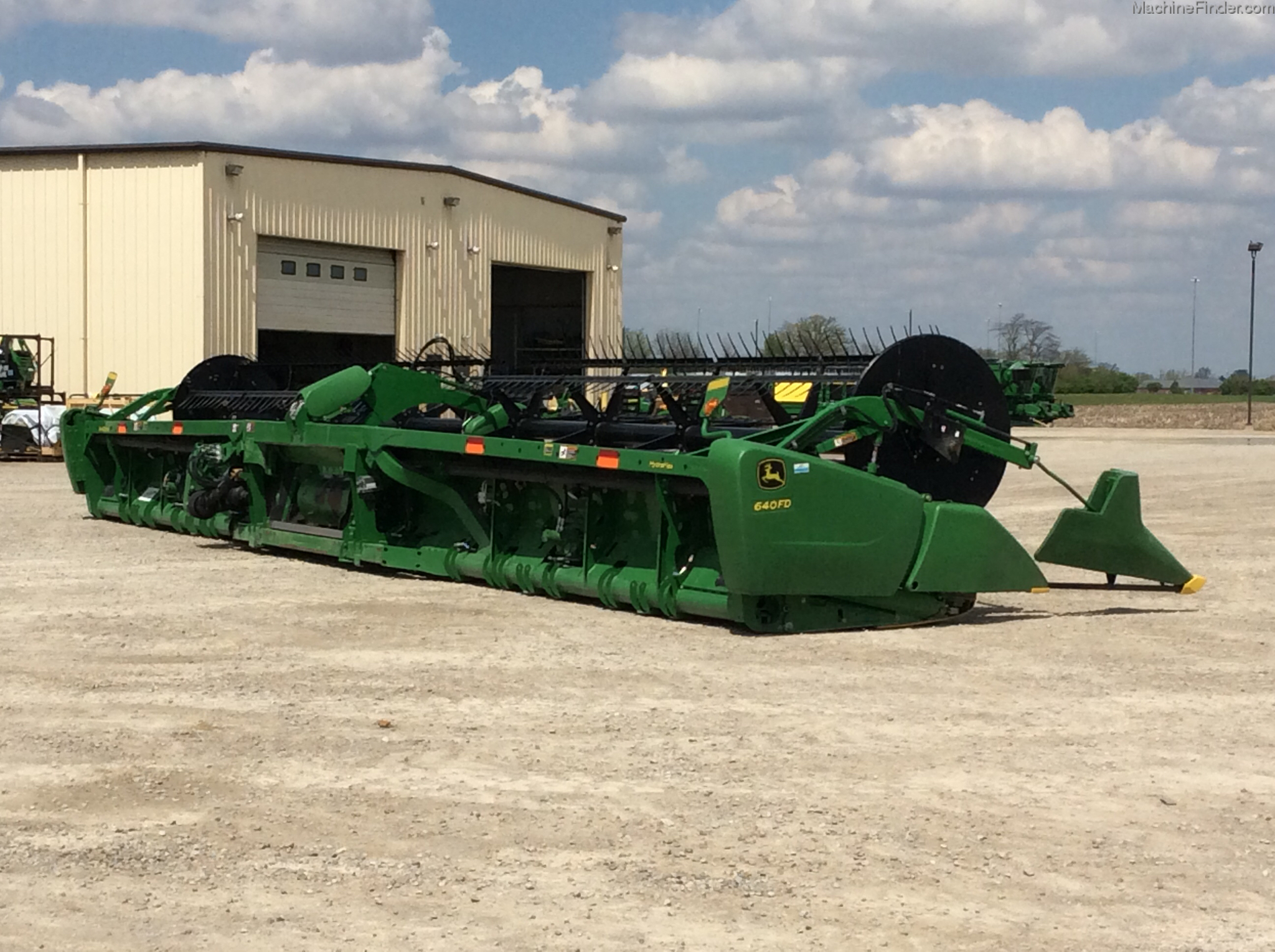 2013 John Deere 640FD Image 4