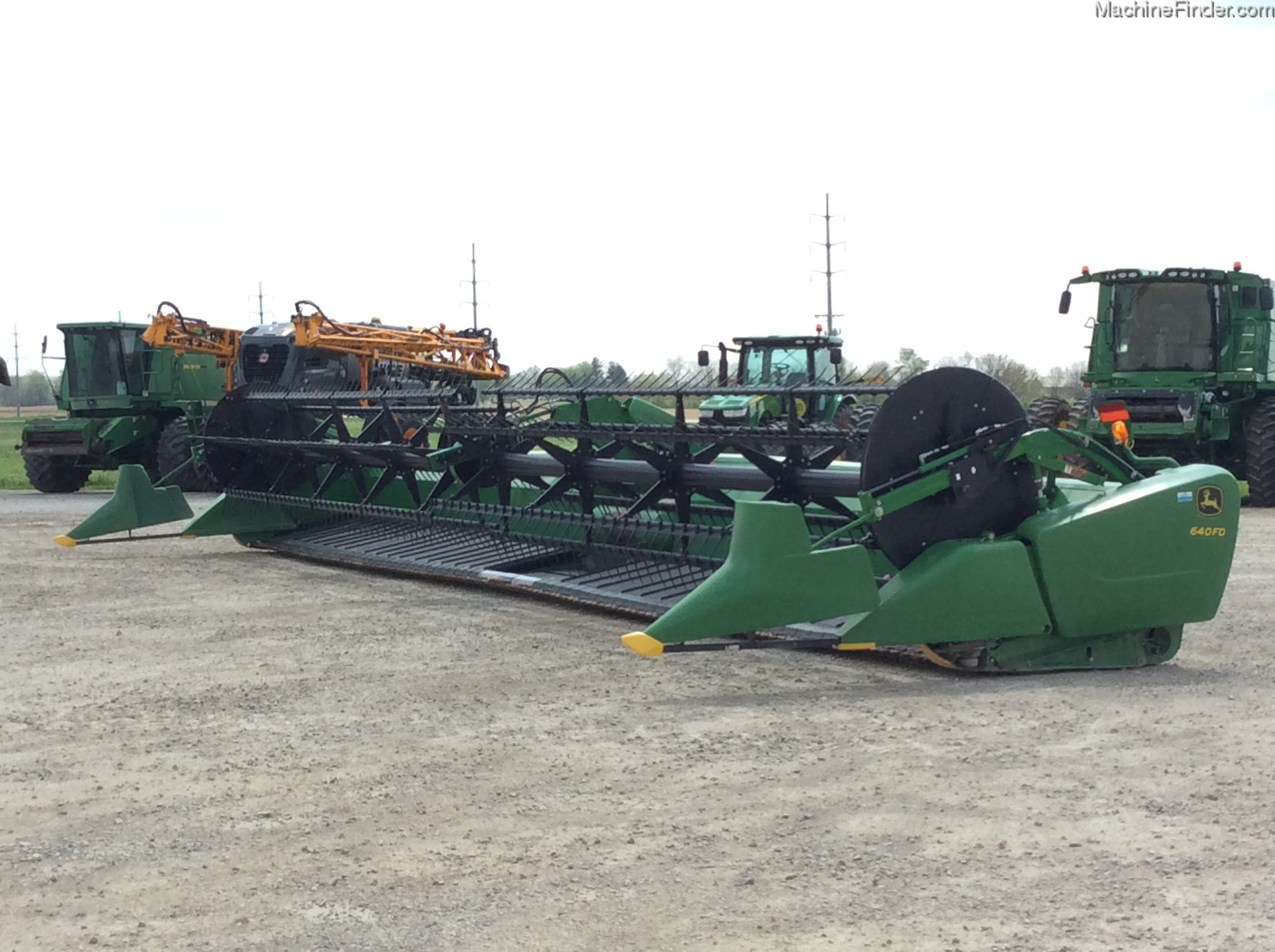 2013 John Deere 640FD Image 1