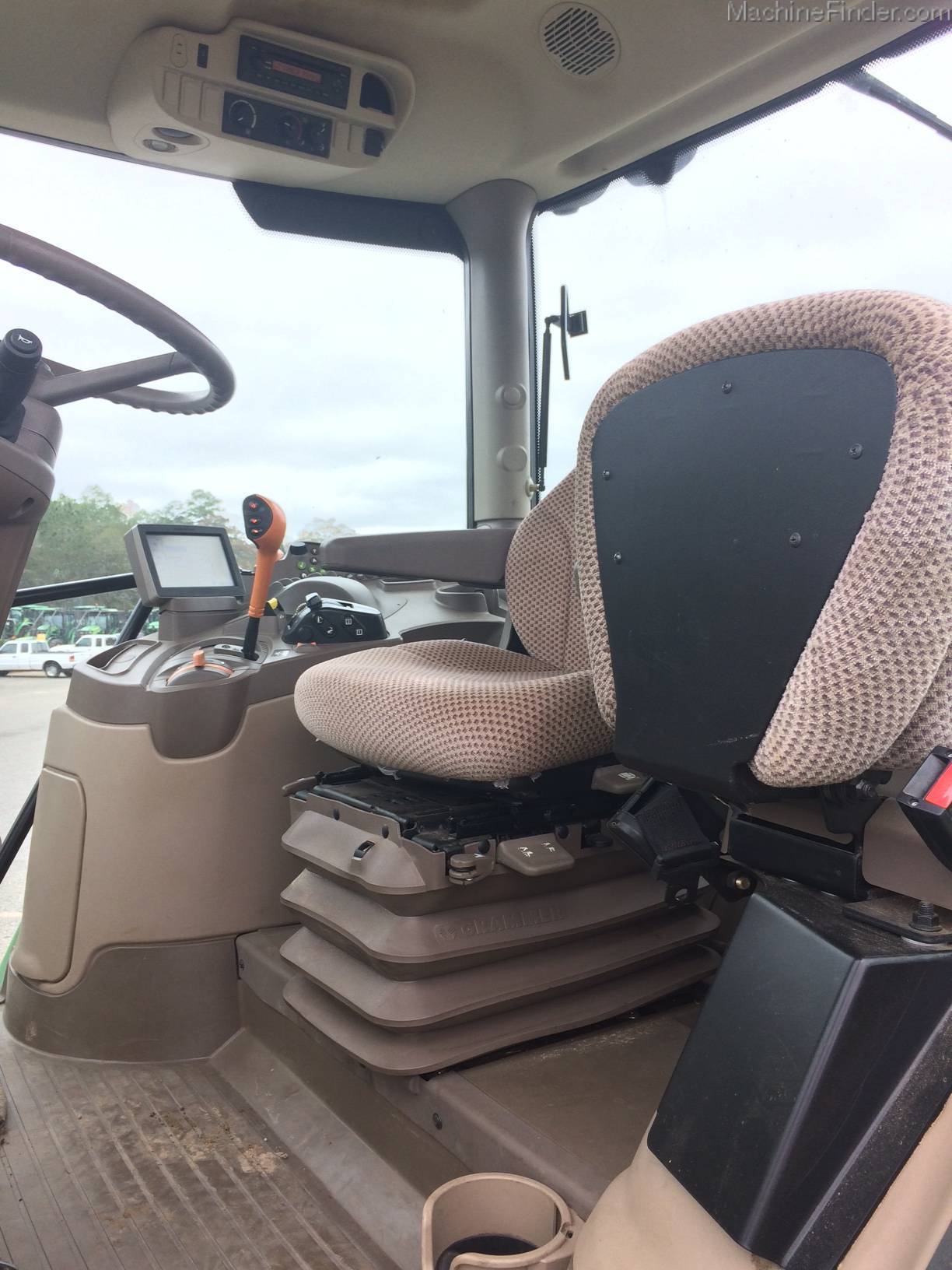 2014 John Deere 6125R Image 6