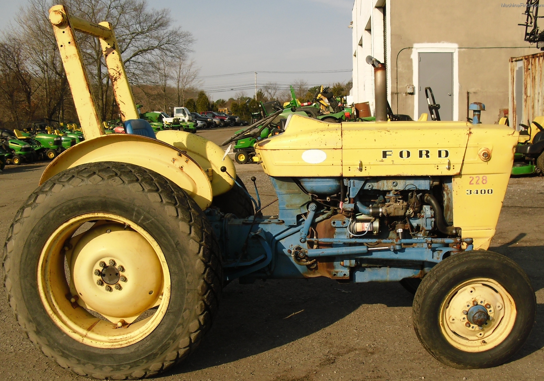 Ford 3400 utility tractor #8