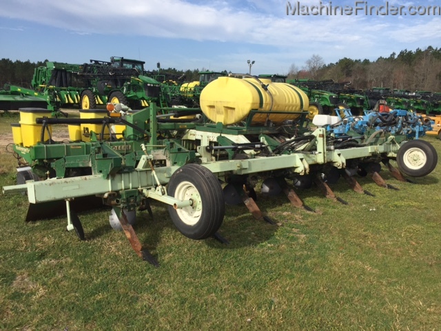 1996 John Deere 1720 Image 2