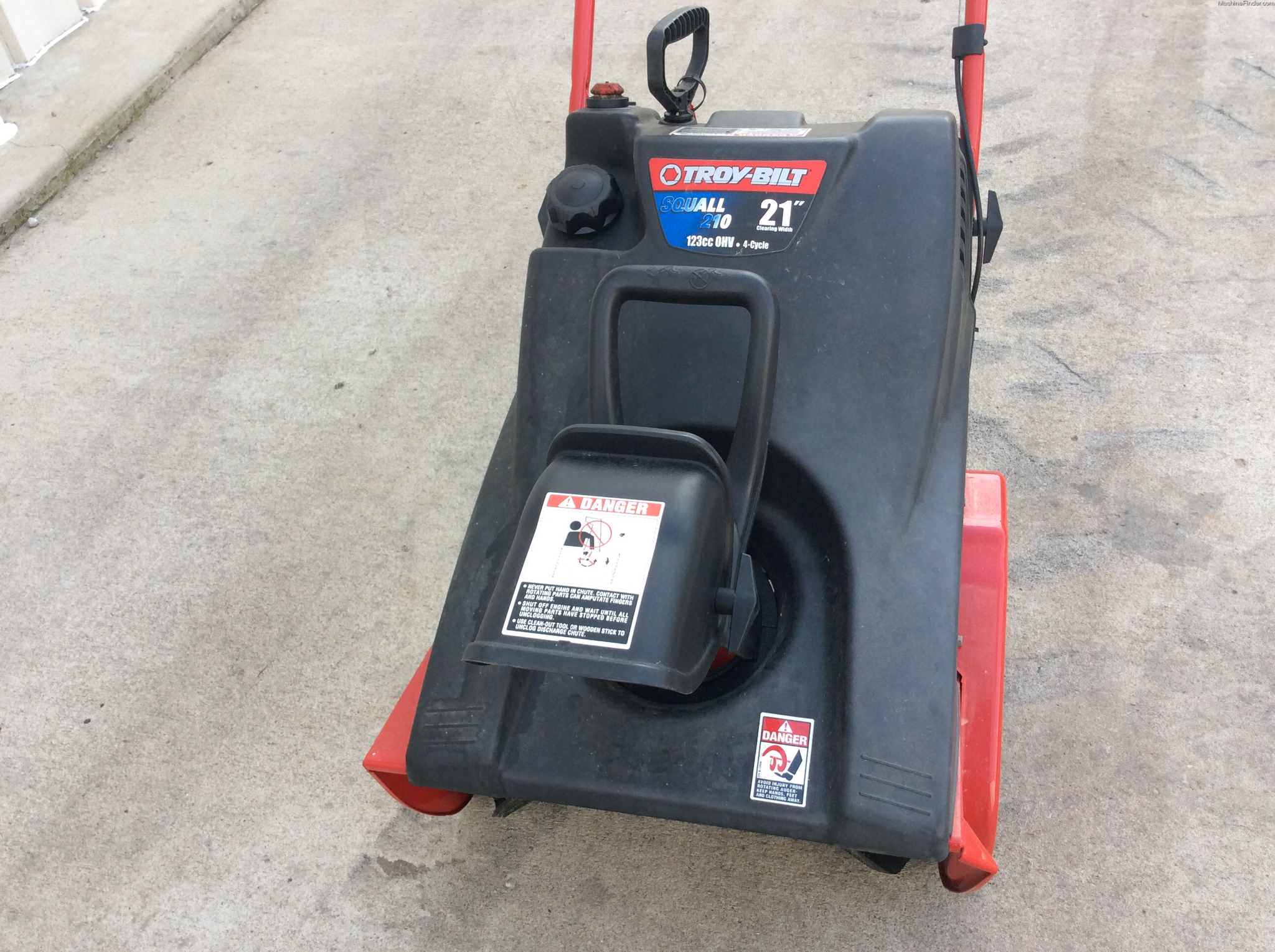 Troy-Bilt 210 Image 2