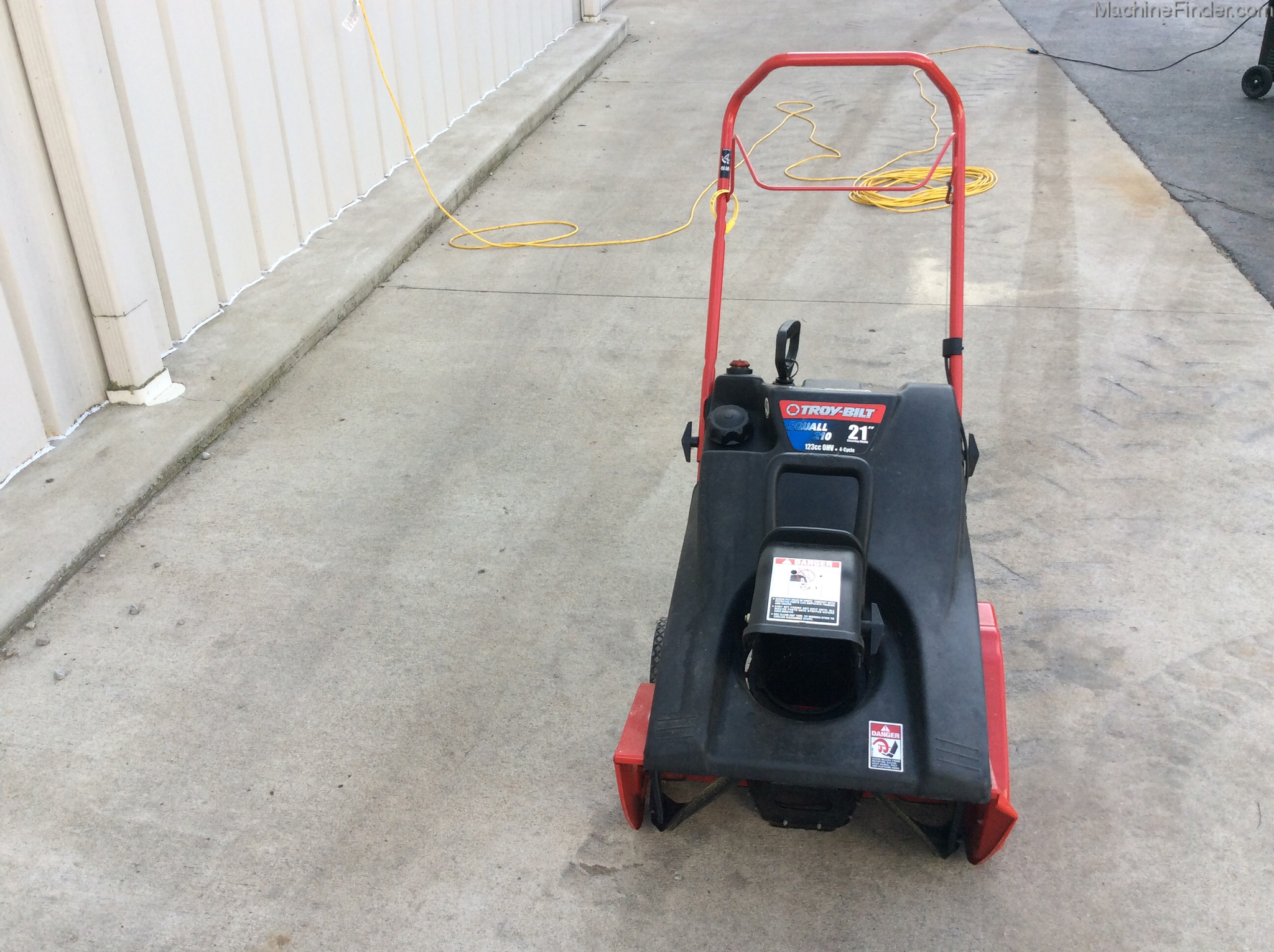 Troy-Bilt 210 Image 3