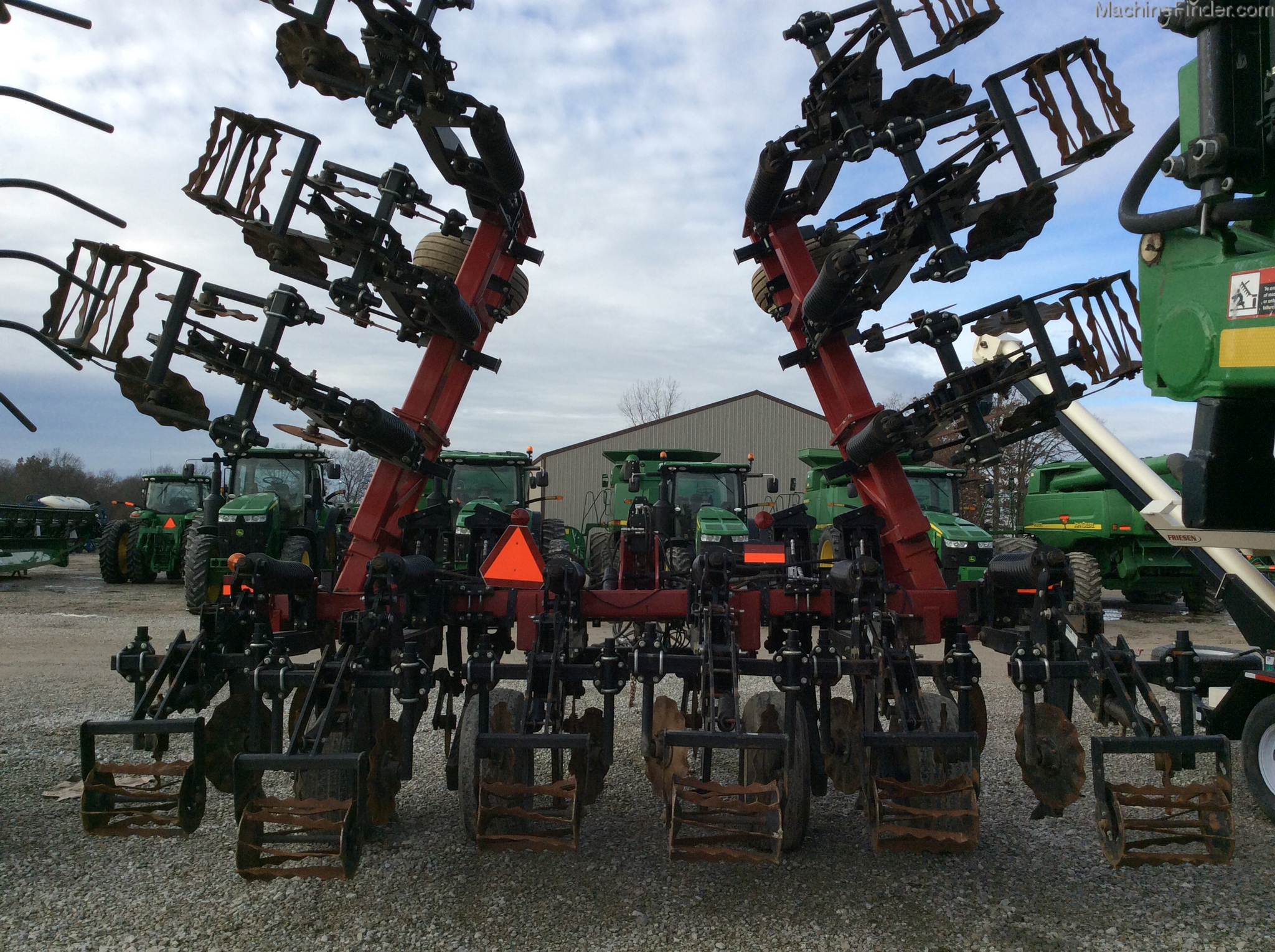 2013 Unverferth 1220 Image 4