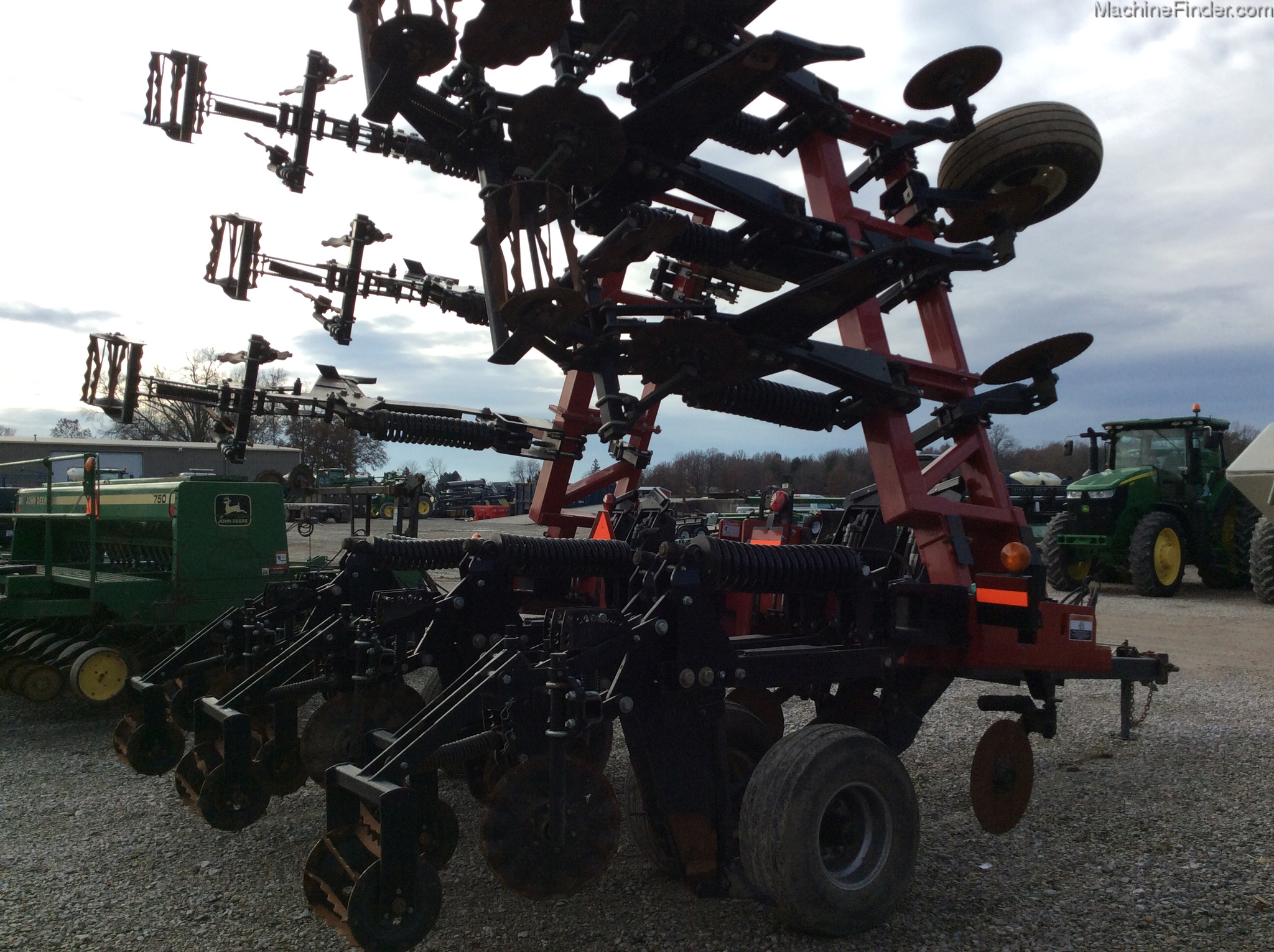 2013 Unverferth 1220 Image 5