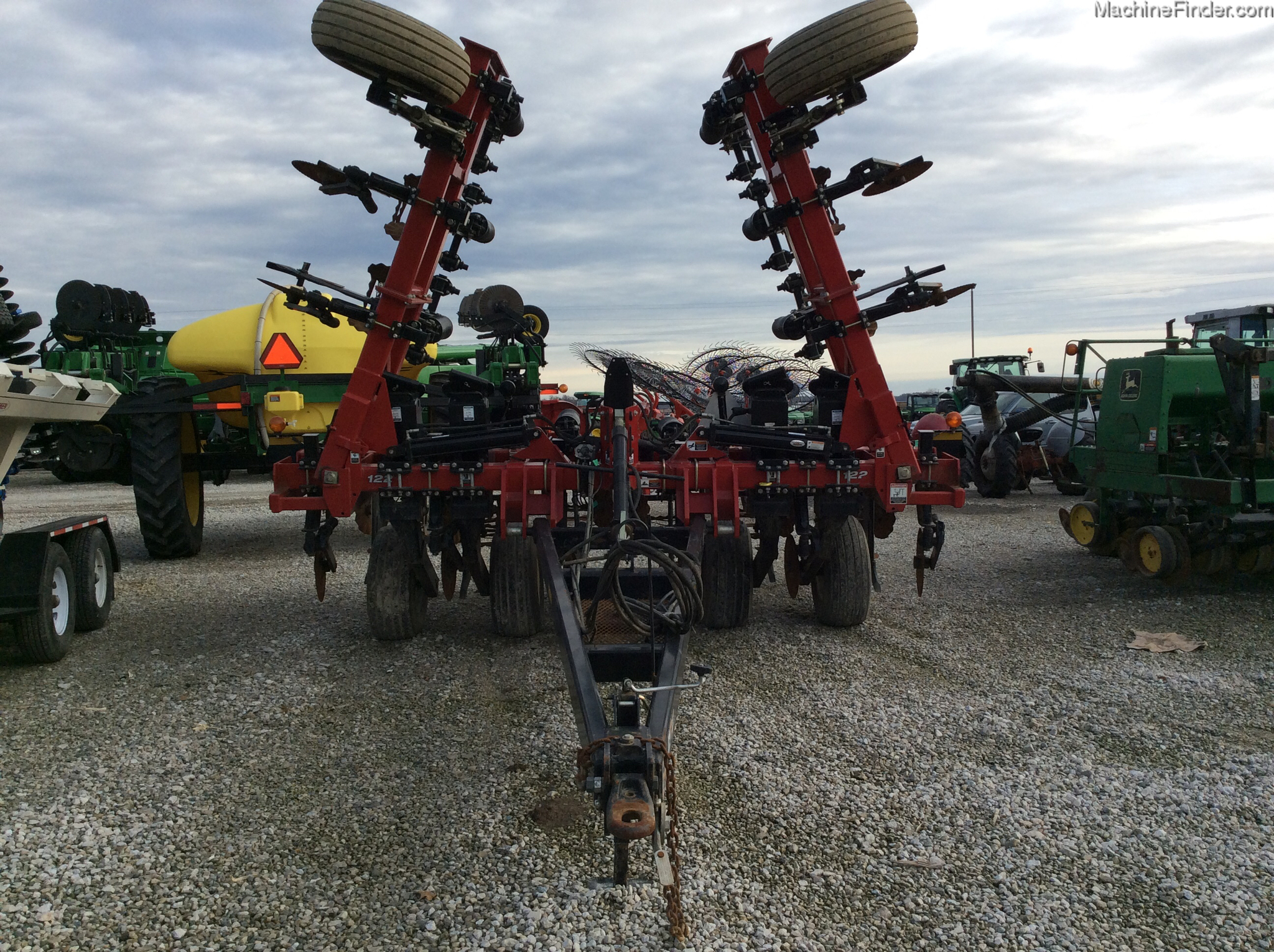 2013 Unverferth 1220 Image 7