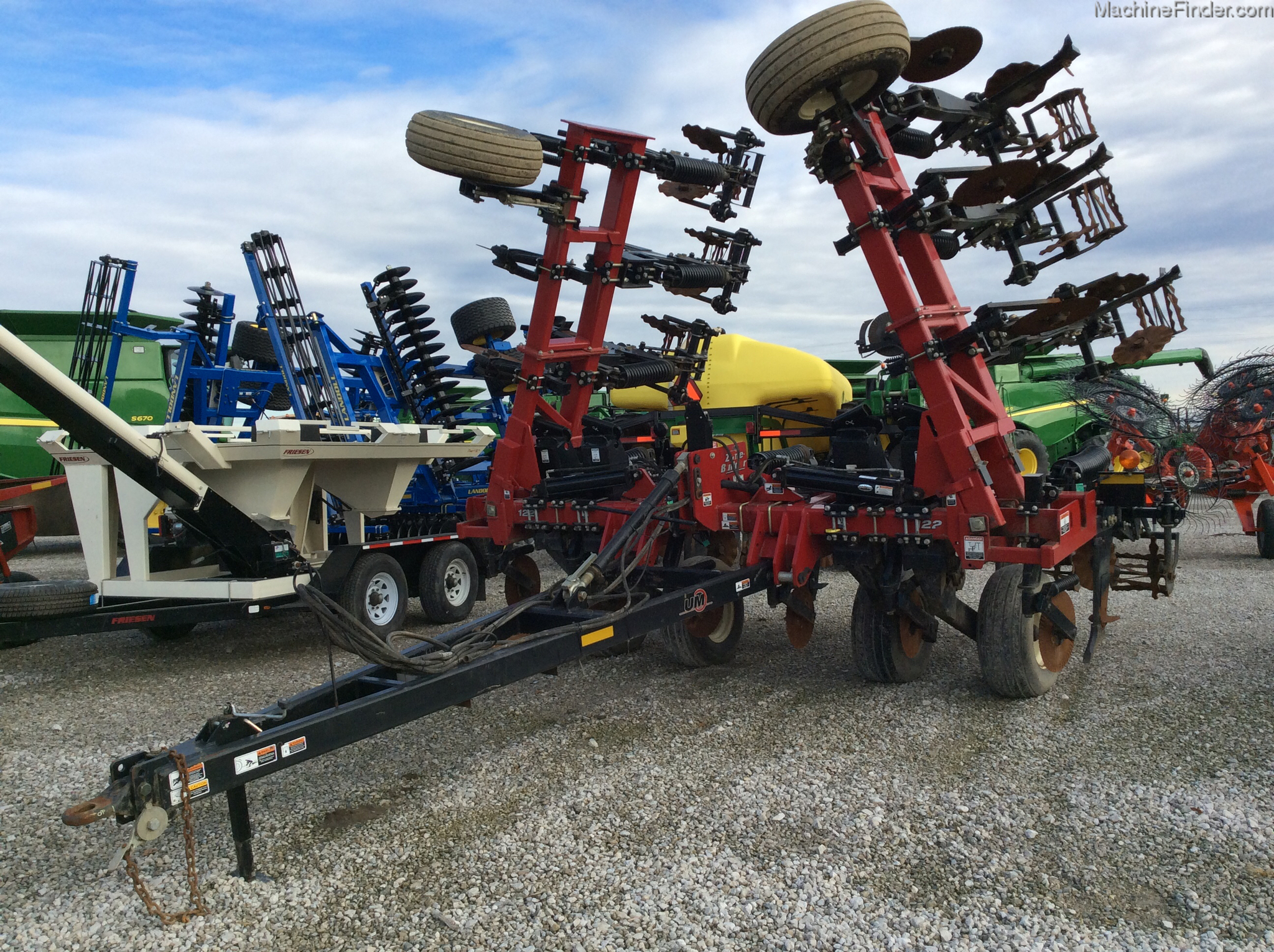 2013 Unverferth 1220 Image 1